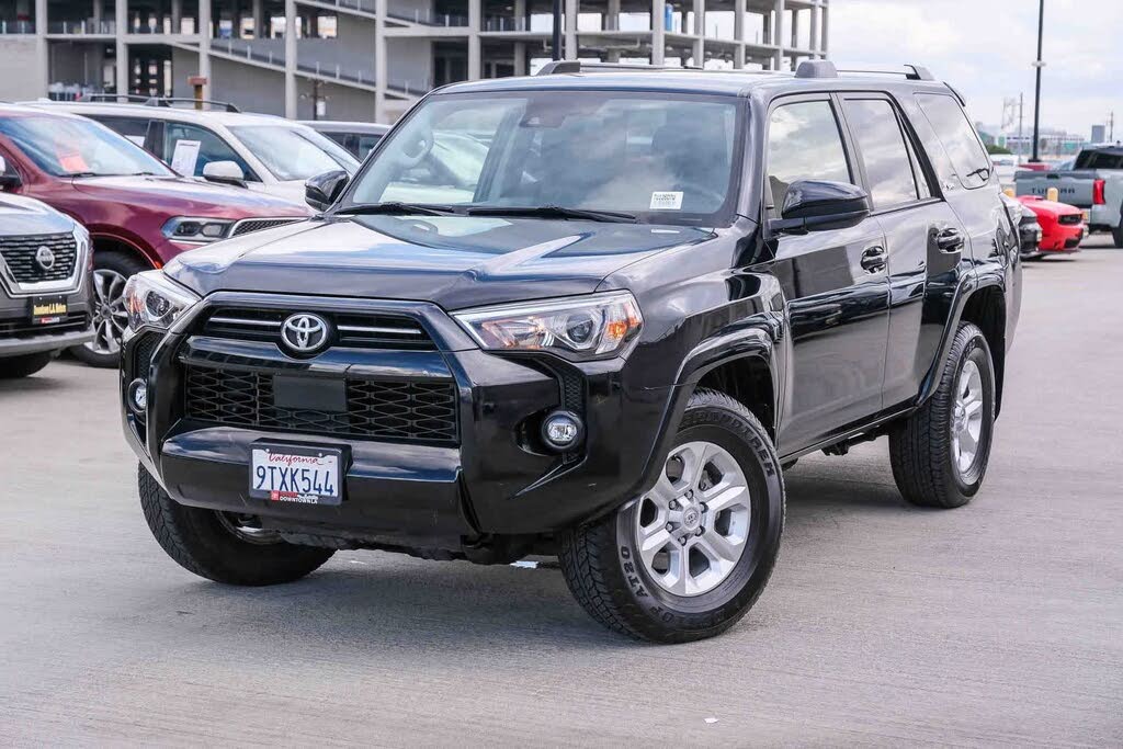 2024 Toyota 4Runner SR5 RWD