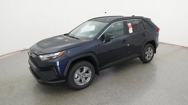 2025 Toyota RAV4 XLE FWD