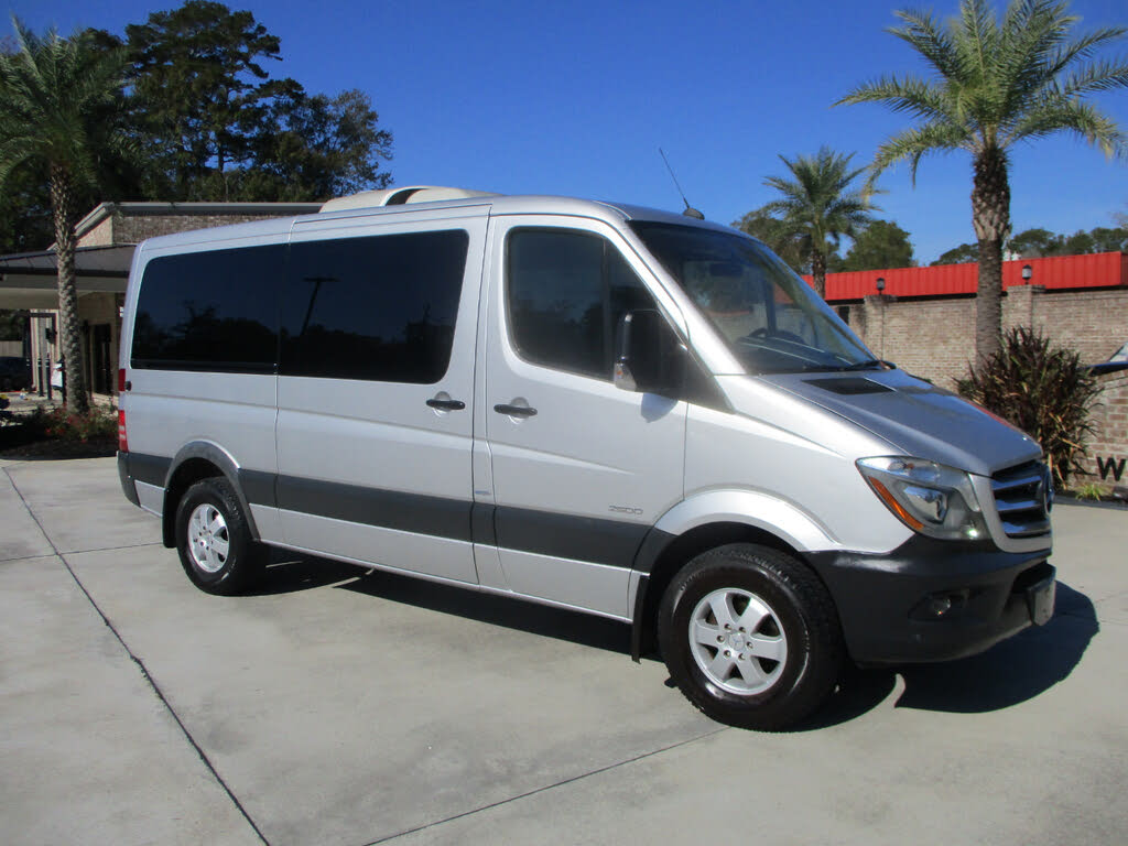 2015 Mercedes-Benz Sprinter 2500 144 WB Passenger Van RWD