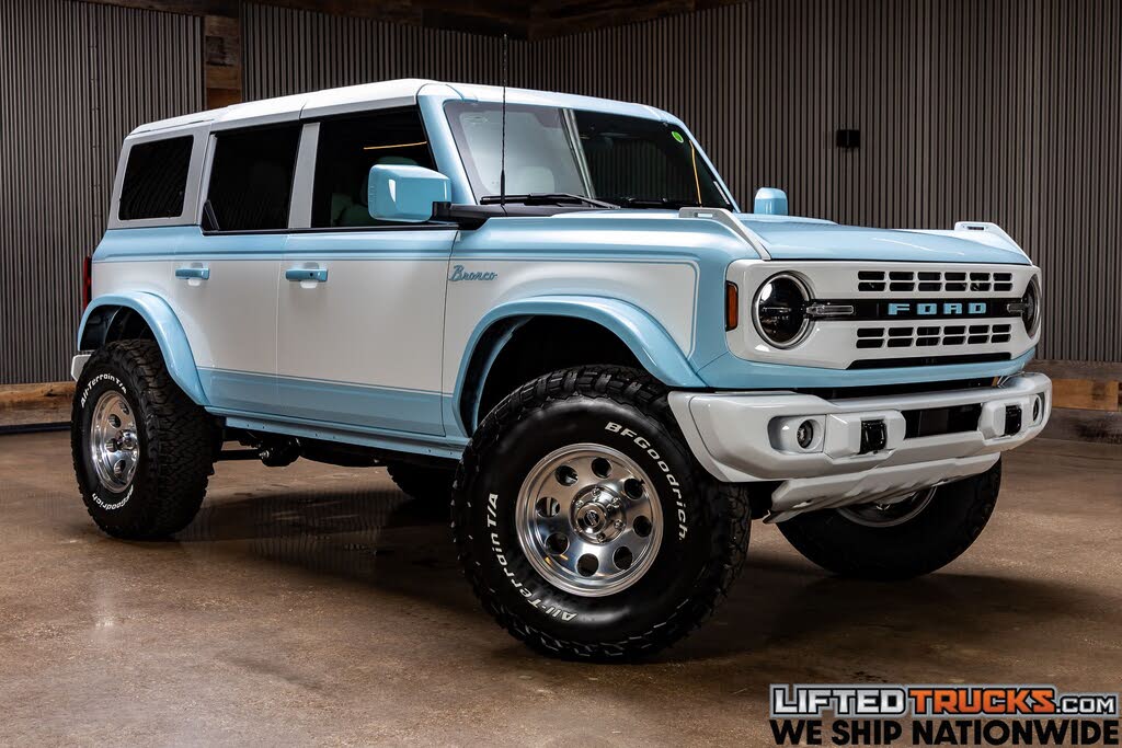 2025 Ford Bronco Heritage Edition 4-Door 4WD