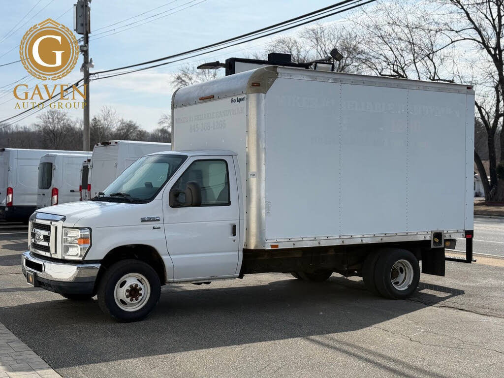 2011 Ford E-Series Chassis E-350 SD Cutaway 158 RWD