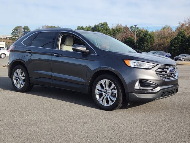 2020 Ford Edge Titanium FWD