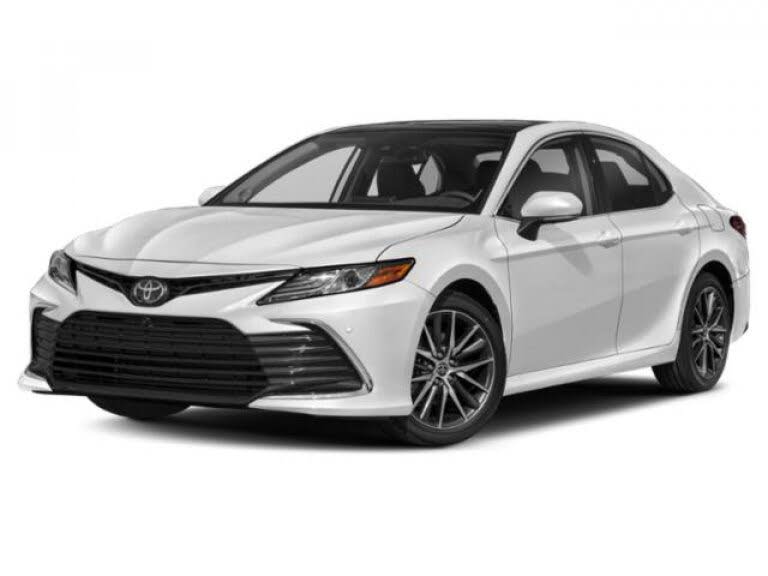 2023 Toyota Camry XLE V6 FWD