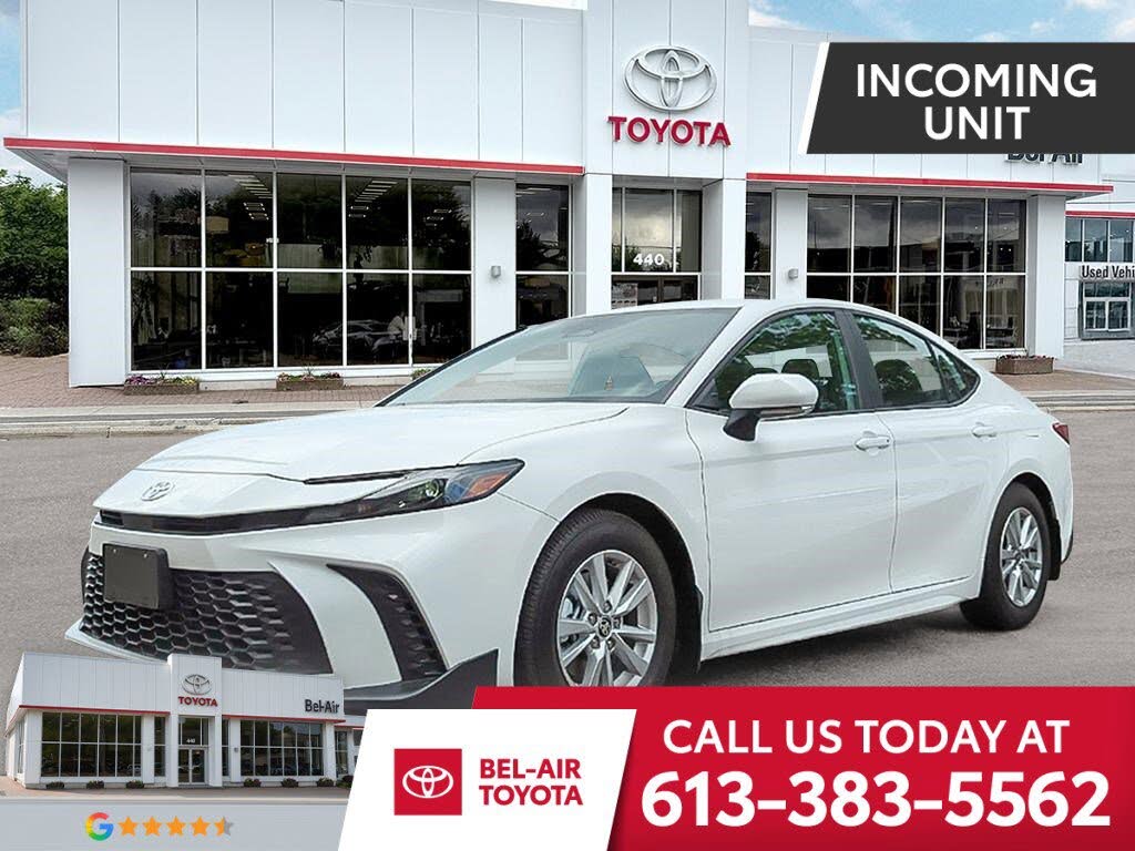 2026 Toyota Camry SE FWD