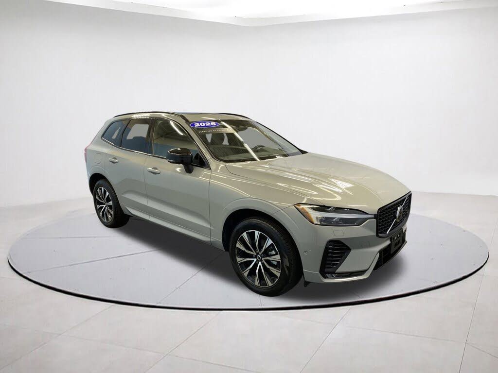 2025 Volvo XC60 B5 Plus Dark Theme AWD