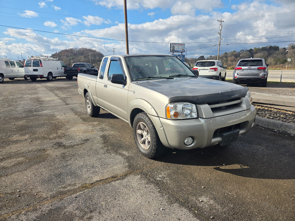 2004 Nissan Frontier 2 Dr XE Extended Cab SB