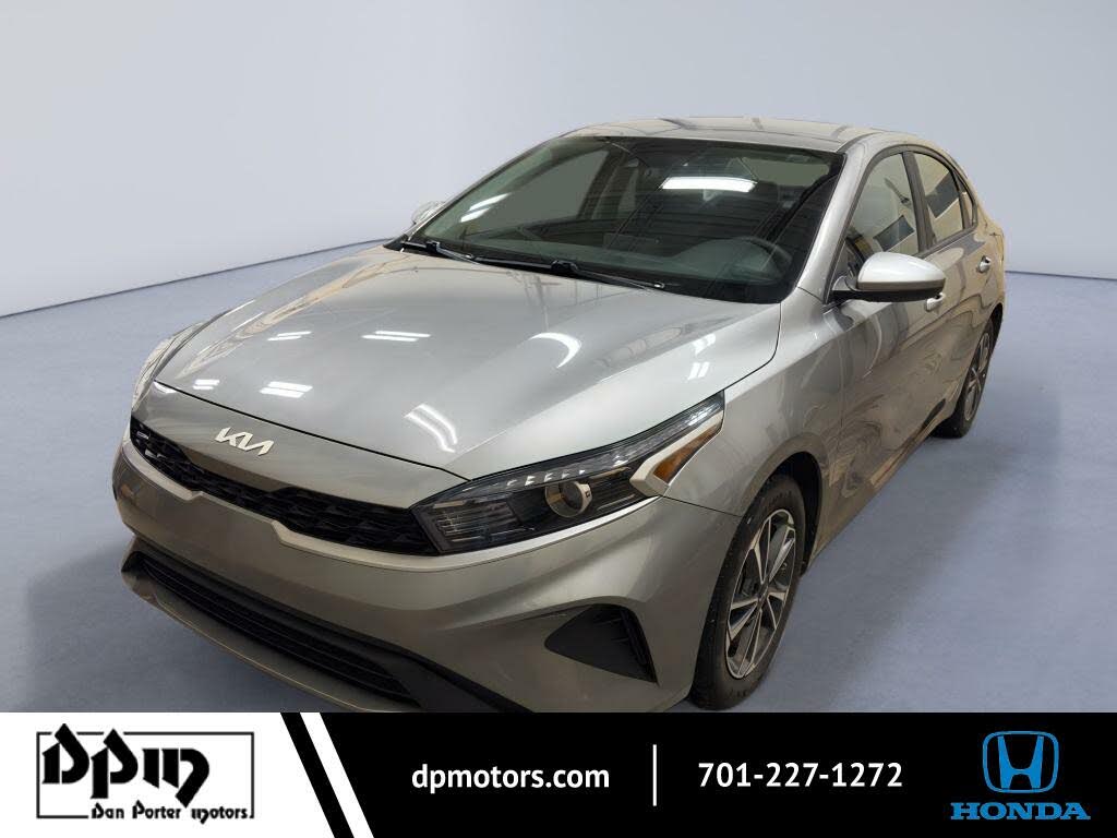 2023 Kia Forte LXS FWD