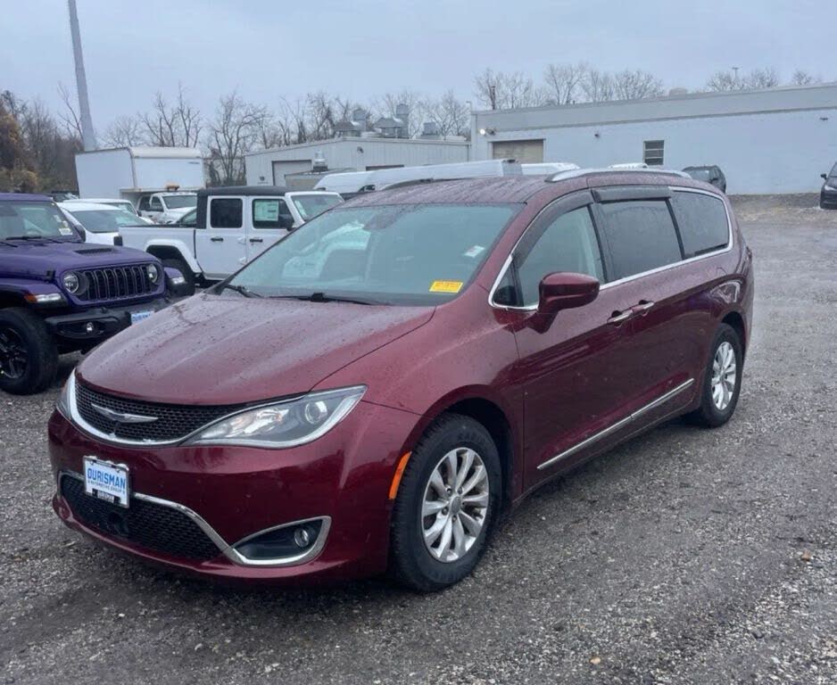 2020 Chrysler Pacifica Touring L FWD