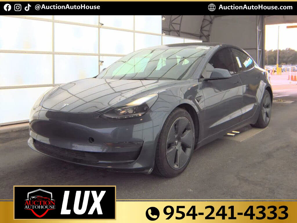 2022 Tesla Model 3 RWD