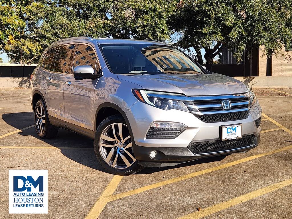 2018 Honda Pilot Touring FWD