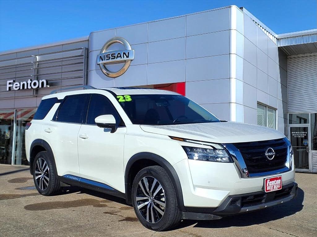 2023 Nissan Pathfinder Platinum 4WD