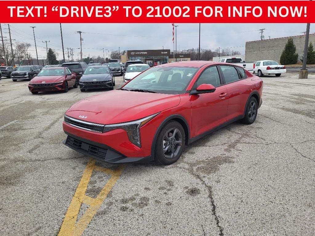 2025 Kia K4 LXS FWD
