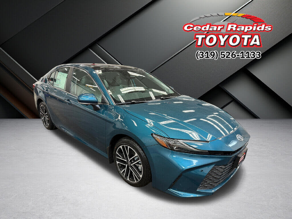 2026 Toyota Camry XLE FWD