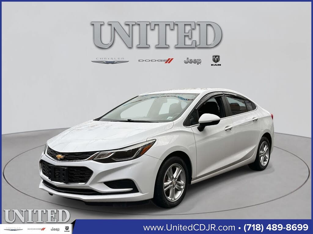 2017 Chevrolet Cruze LT Sedan FWD