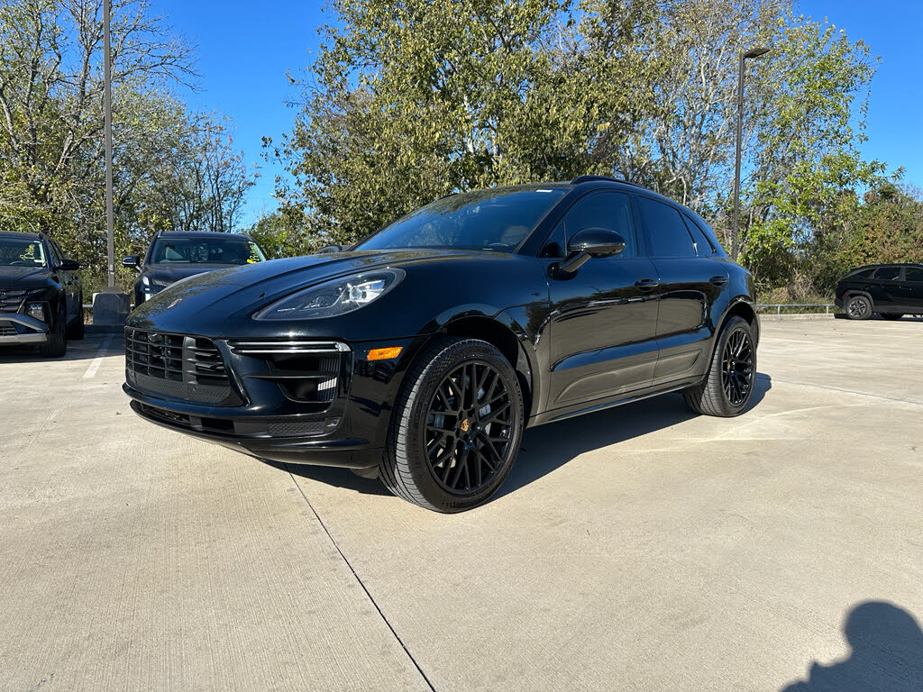 2020 Porsche Macan Turbo AWD