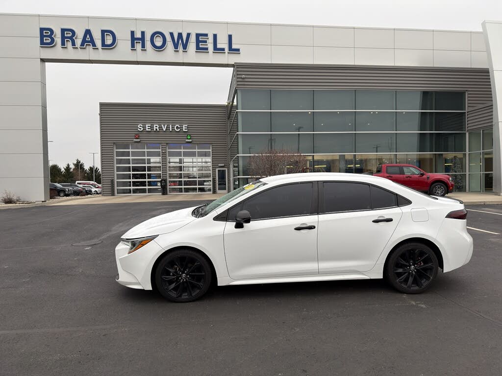 2020 Toyota Corolla LE FWD