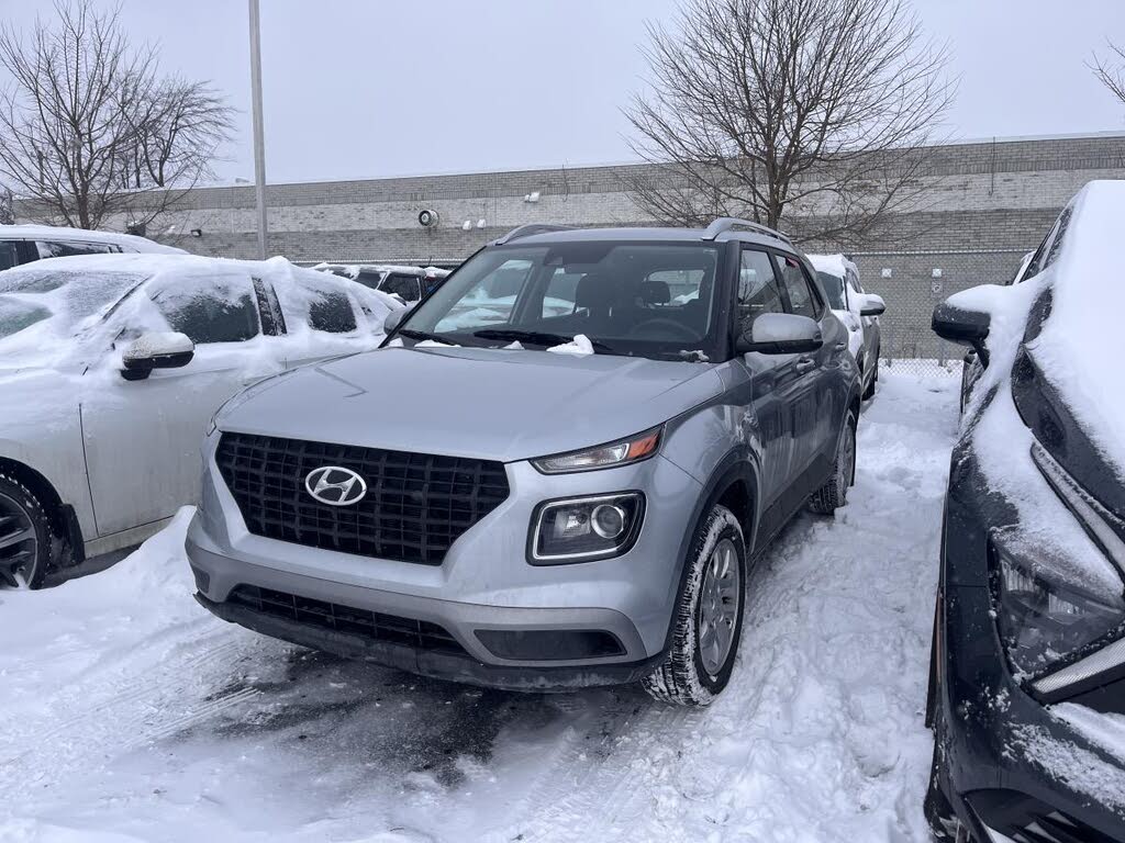 2022 Hyundai Venue Preferred FWD