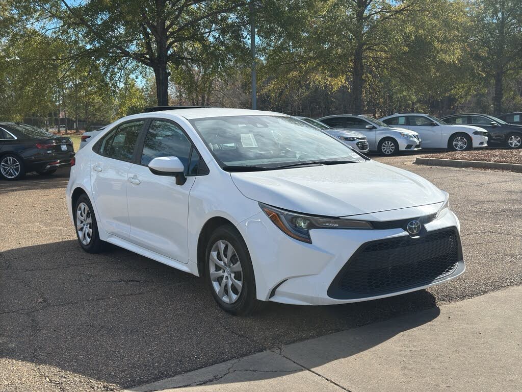 2022 Toyota Corolla LE FWD