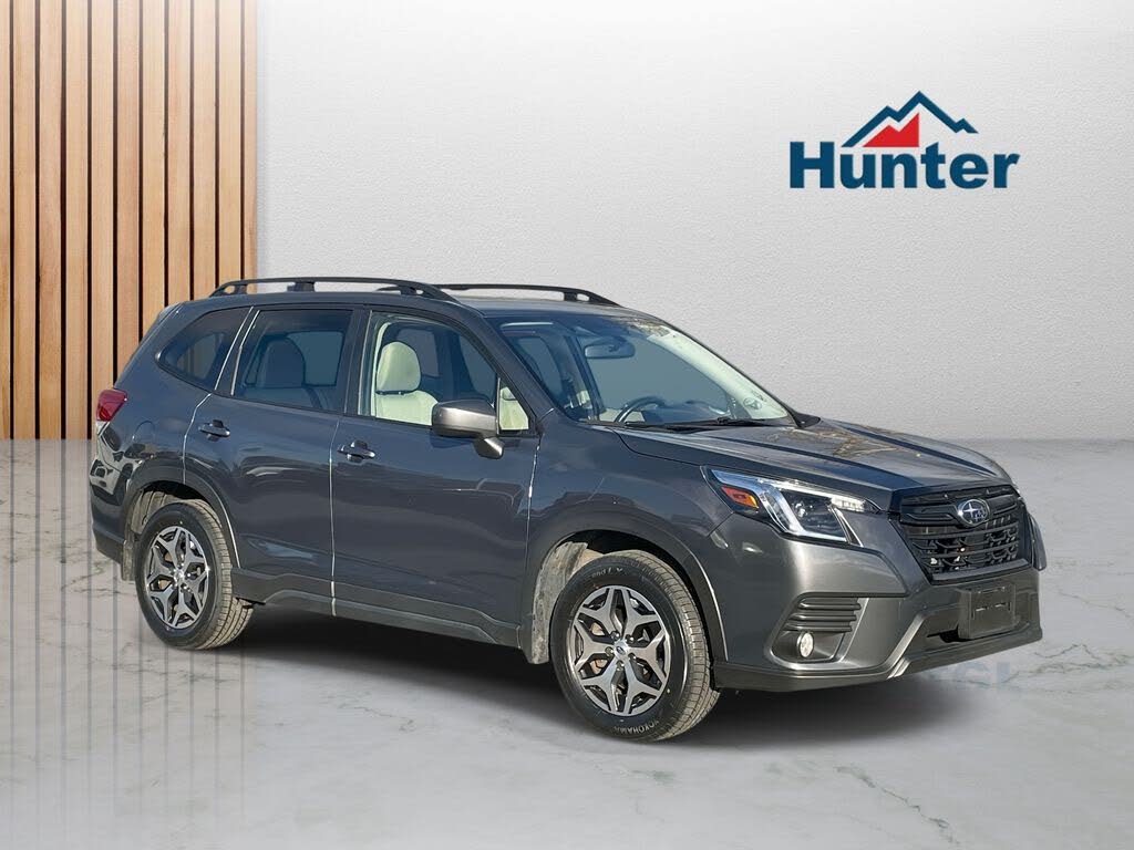2023 Subaru Forester Premium Crossover AWD