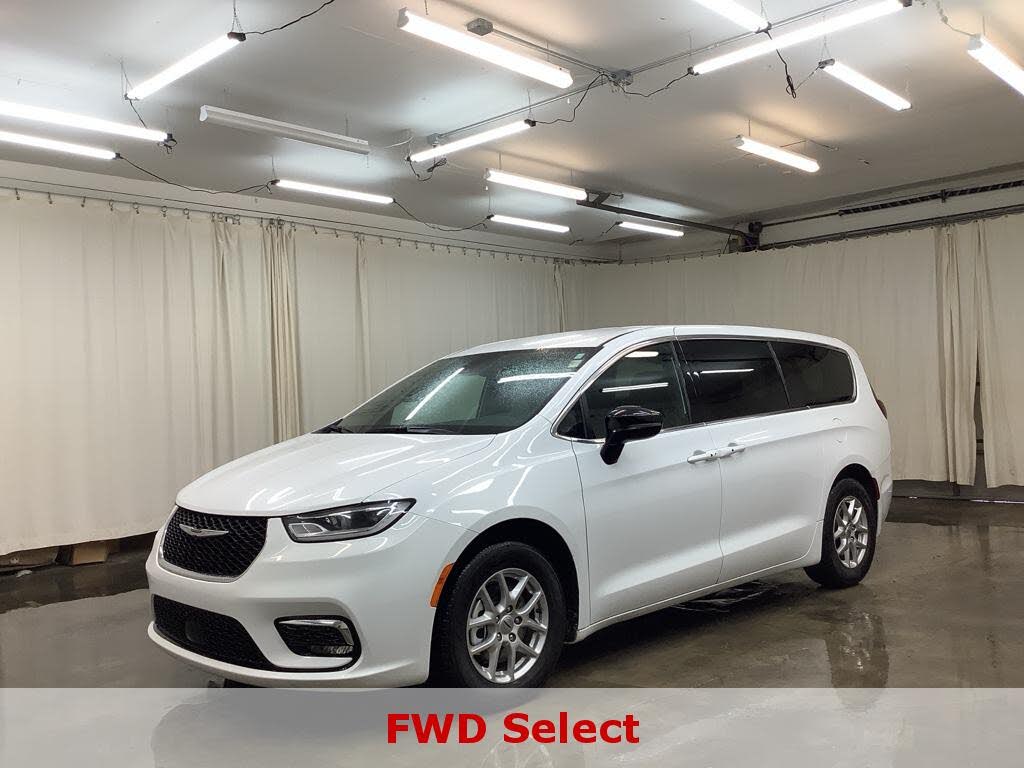 2025 Chrysler Pacifica Select FWD
