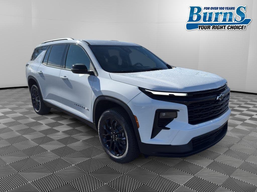 2026 Chevrolet Traverse LT FWD