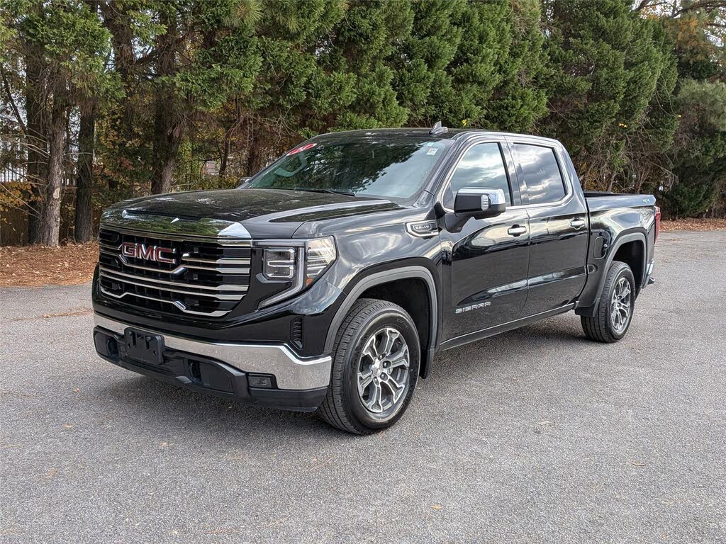 2024 GMC Sierra 1500 SLT Crew Cab 4WD
