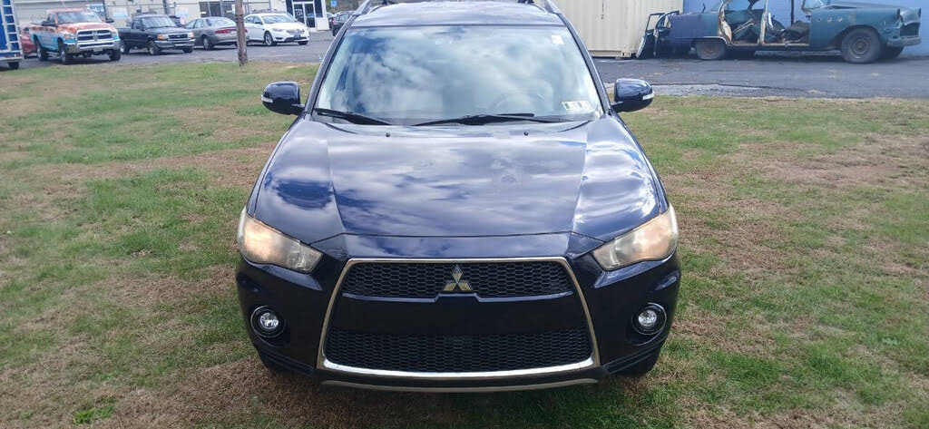 2010 Mitsubishi Outlander SE
