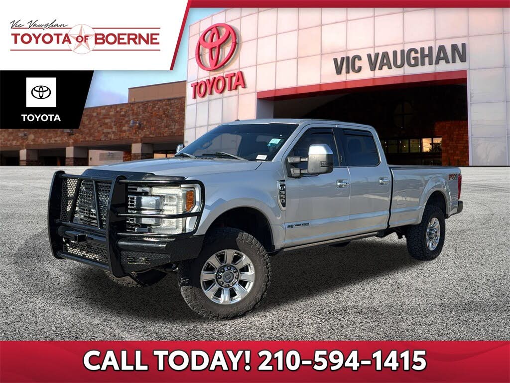 2017 Ford F-350 Super Duty Platinum Crew Cab 4WD