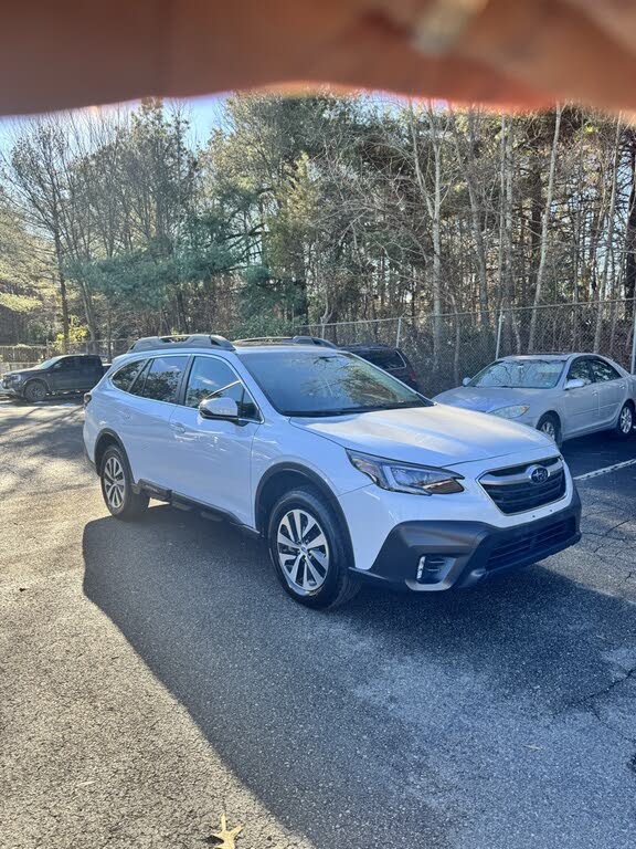 2022 Subaru Outback Premium AWD