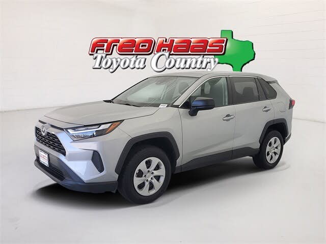 2024 Toyota RAV4 LE AWD