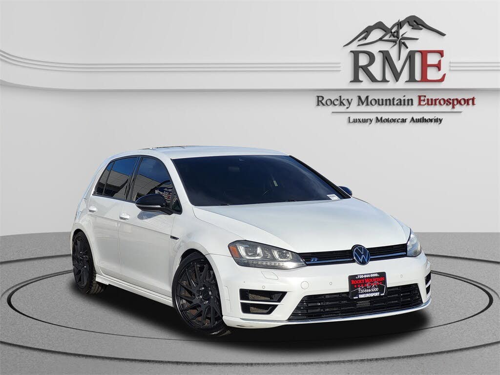 2017 Volkswagen Golf R 4-Door AWD with DCC and Navigation