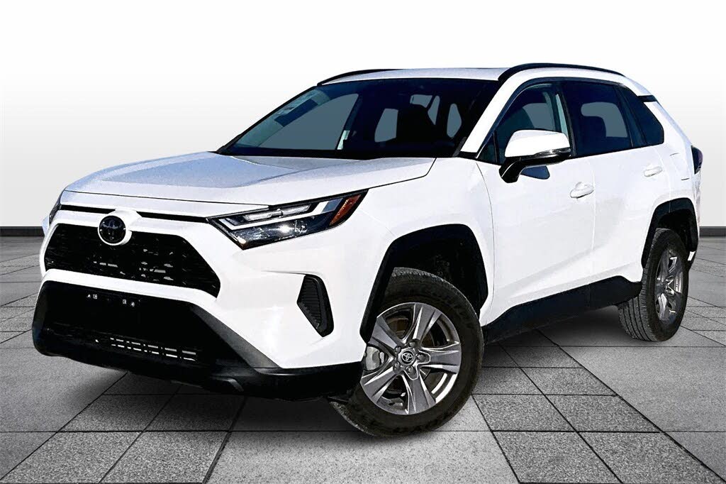2022 Toyota RAV4 XLE AWD