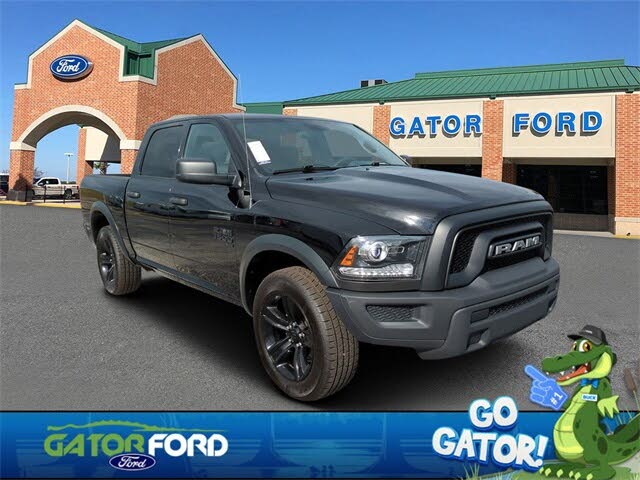 2024 RAM 1500 Classic Warlock Crew Cab 4WD
