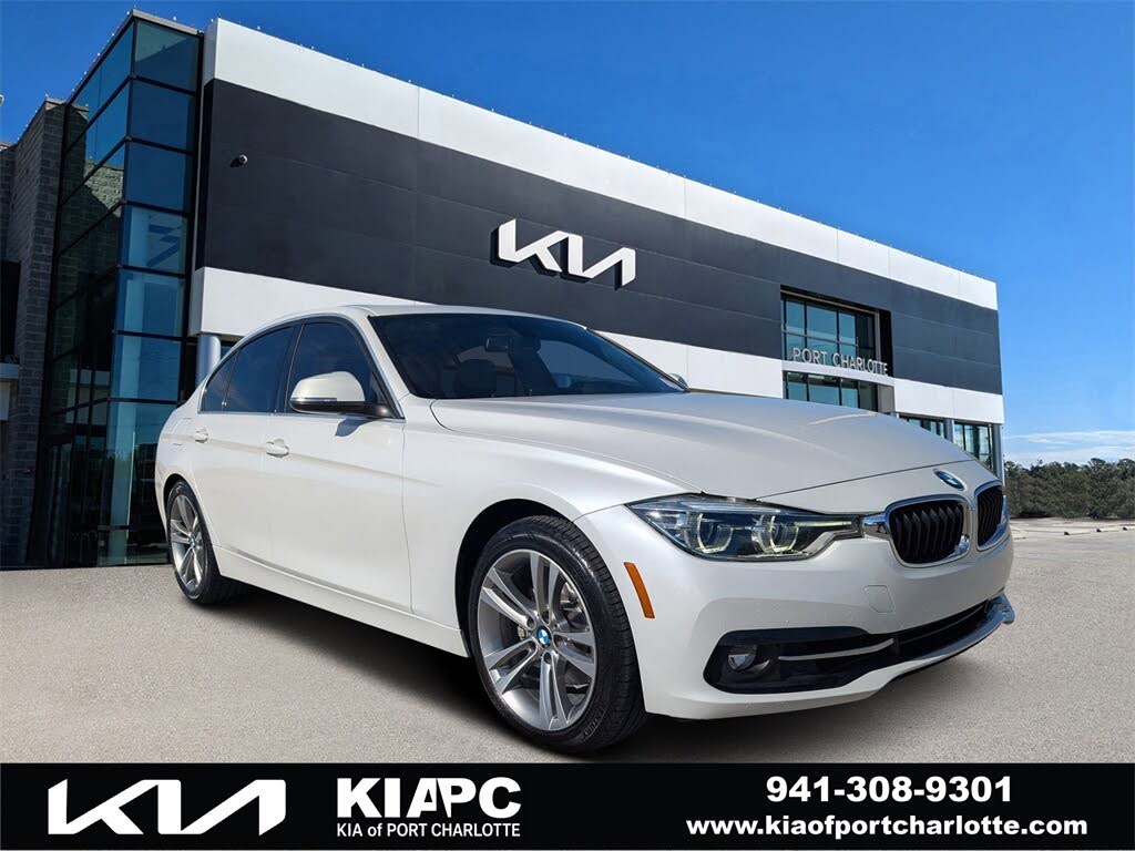 2018 BMW 3 Series 330i Sedan RWD