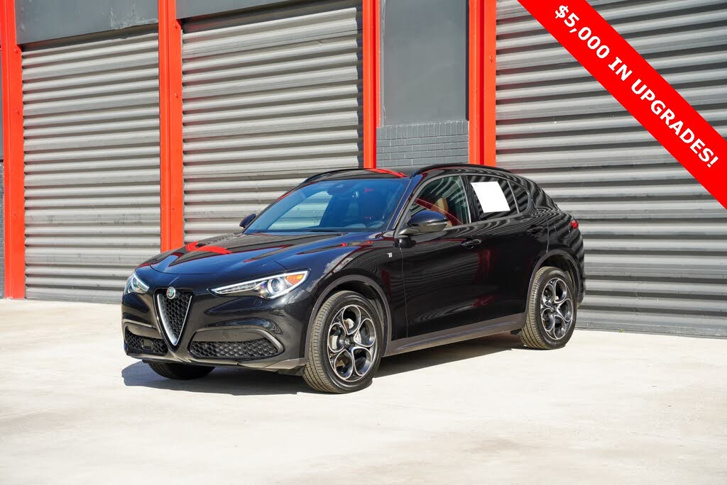 2022 Alfa Romeo Stelvio Ti AWD
