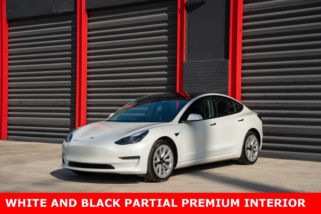 2022 Tesla Model 3 RWD