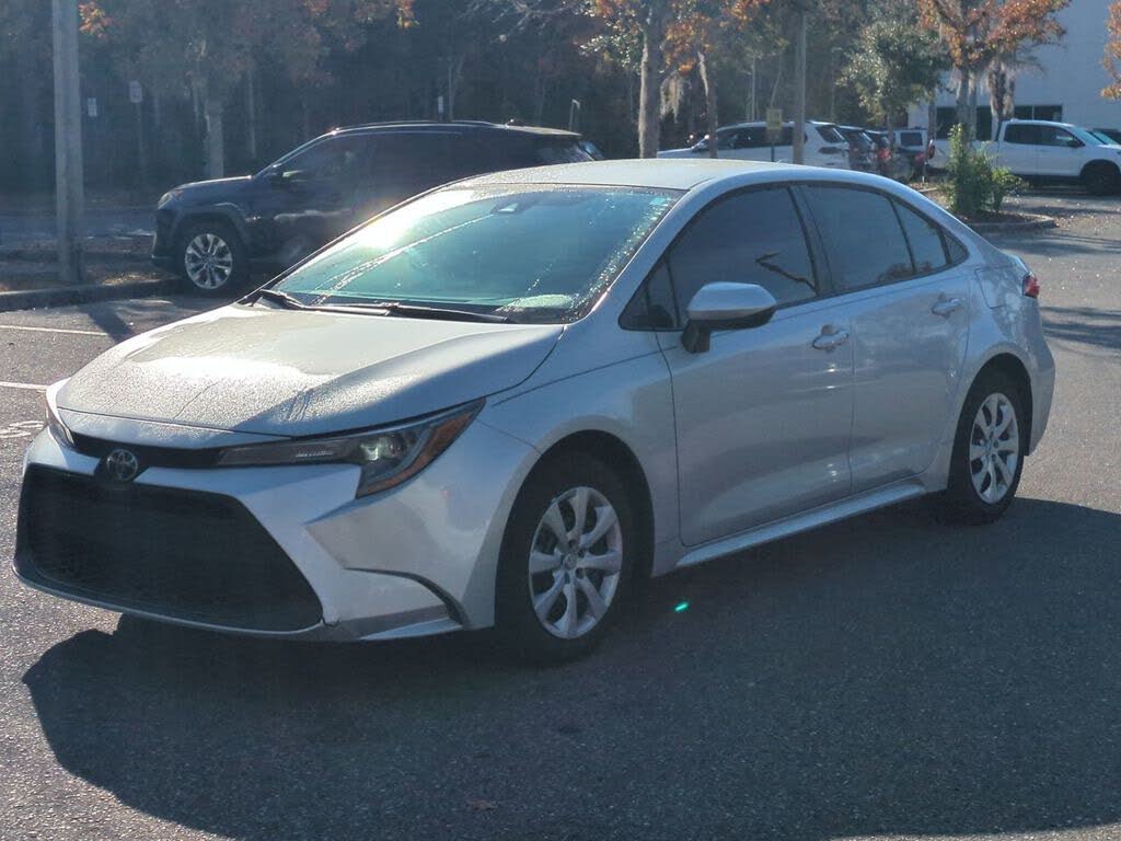 2022 Toyota Corolla LE FWD