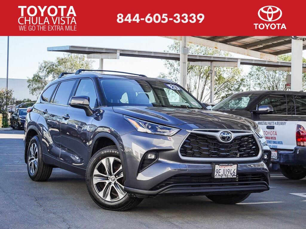 2023 Toyota Highlander XLE FWD