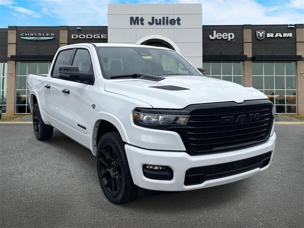 2026 RAM 1500 Laramie Crew Cab 4WD