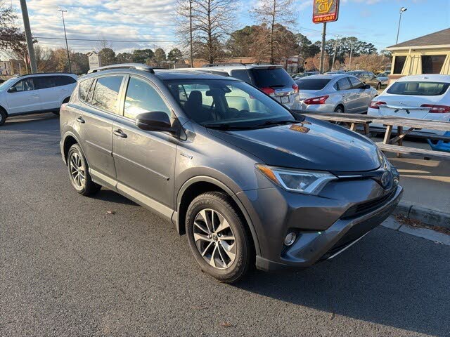 2017 Toyota RAV4 Hybrid XLE AWD