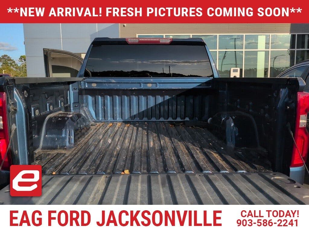 2022 Chevrolet Silverado 1500 Custom Crew Cab 4WD