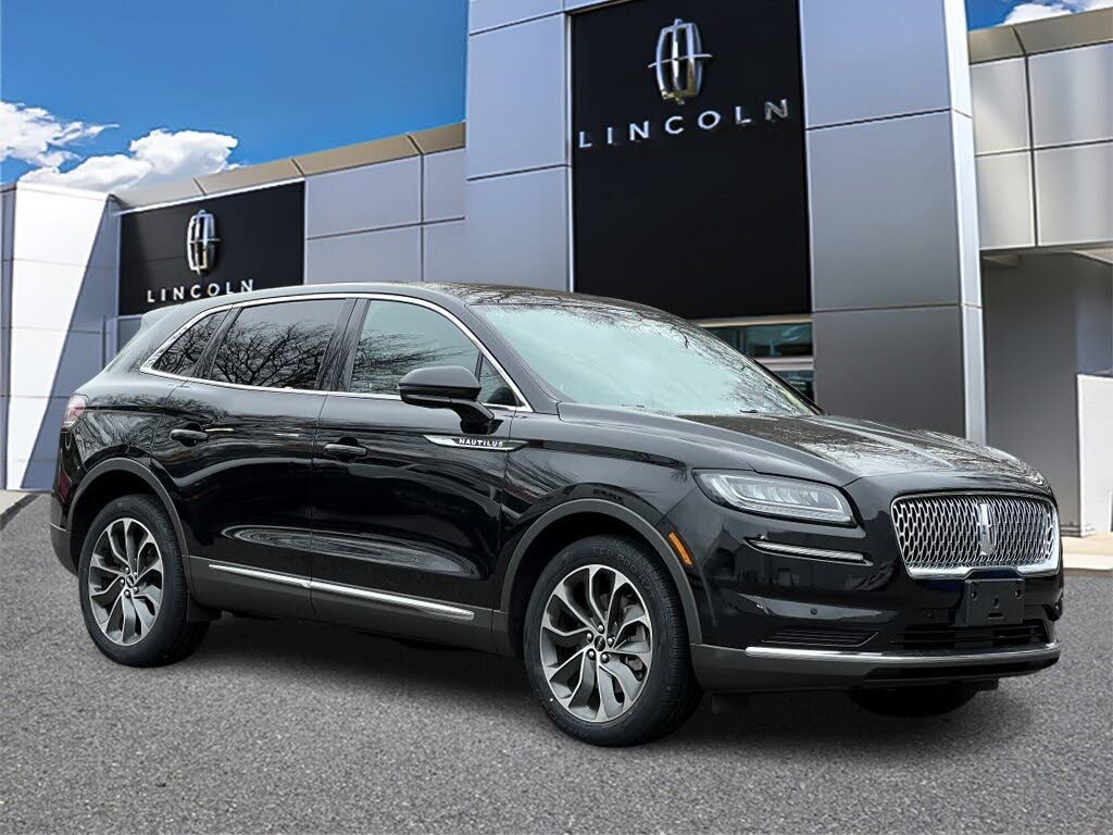 2022 Lincoln Nautilus Reserve AWD