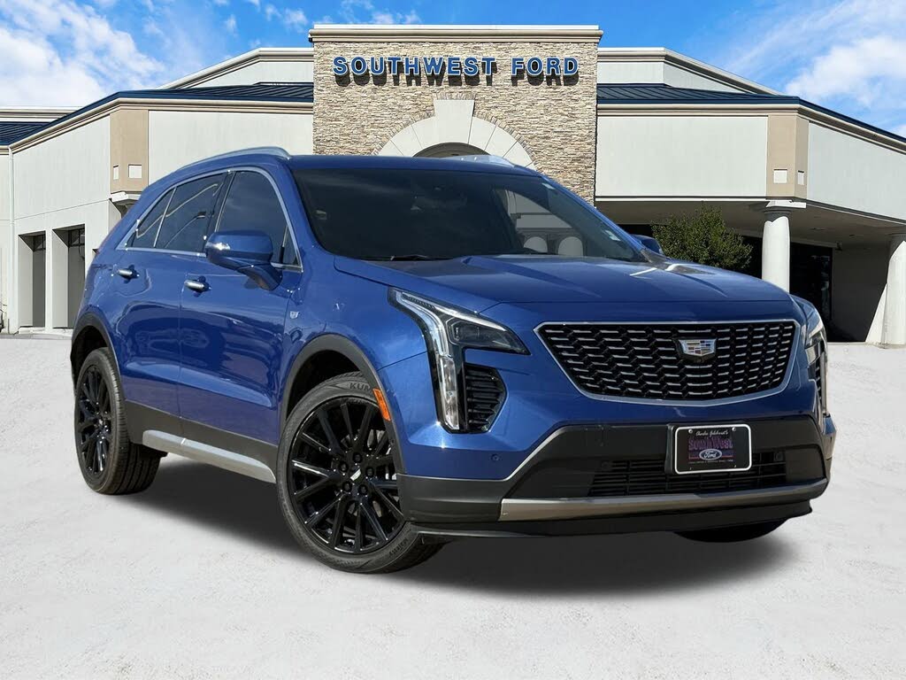 2023 Cadillac XT4 Premium Luxury FWD