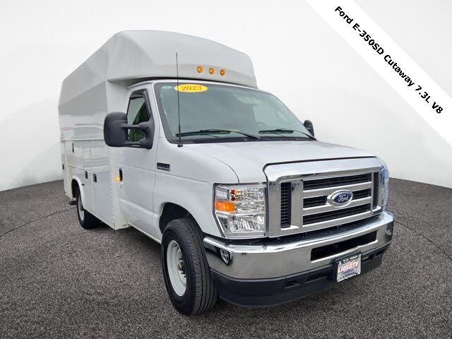 2023 Ford E-Series Chassis E-350 SD Cutaway SB RWD