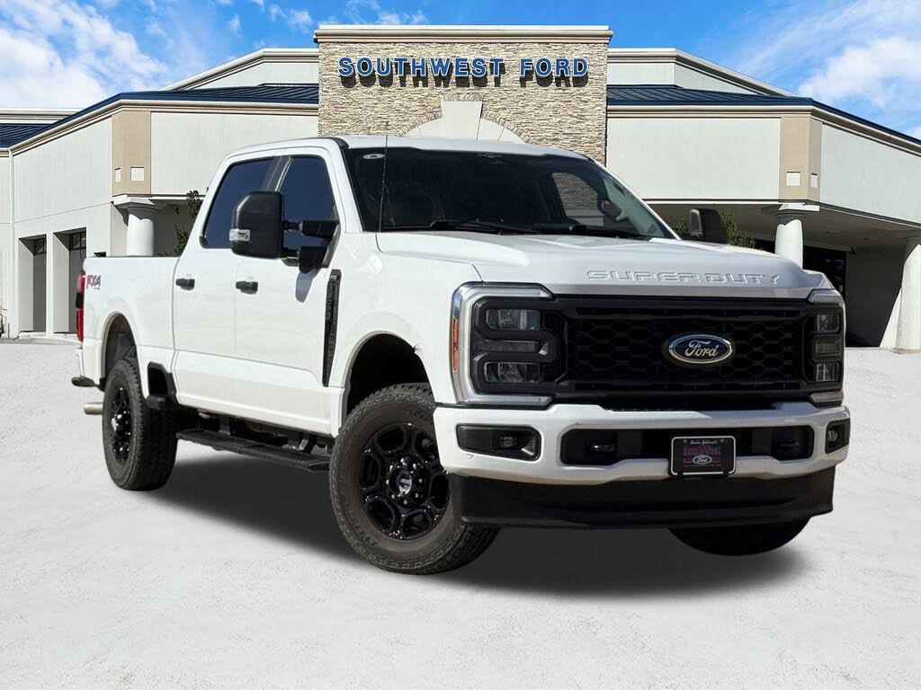 2023 Ford F-250 Super Duty XL Crew Cab 4WD