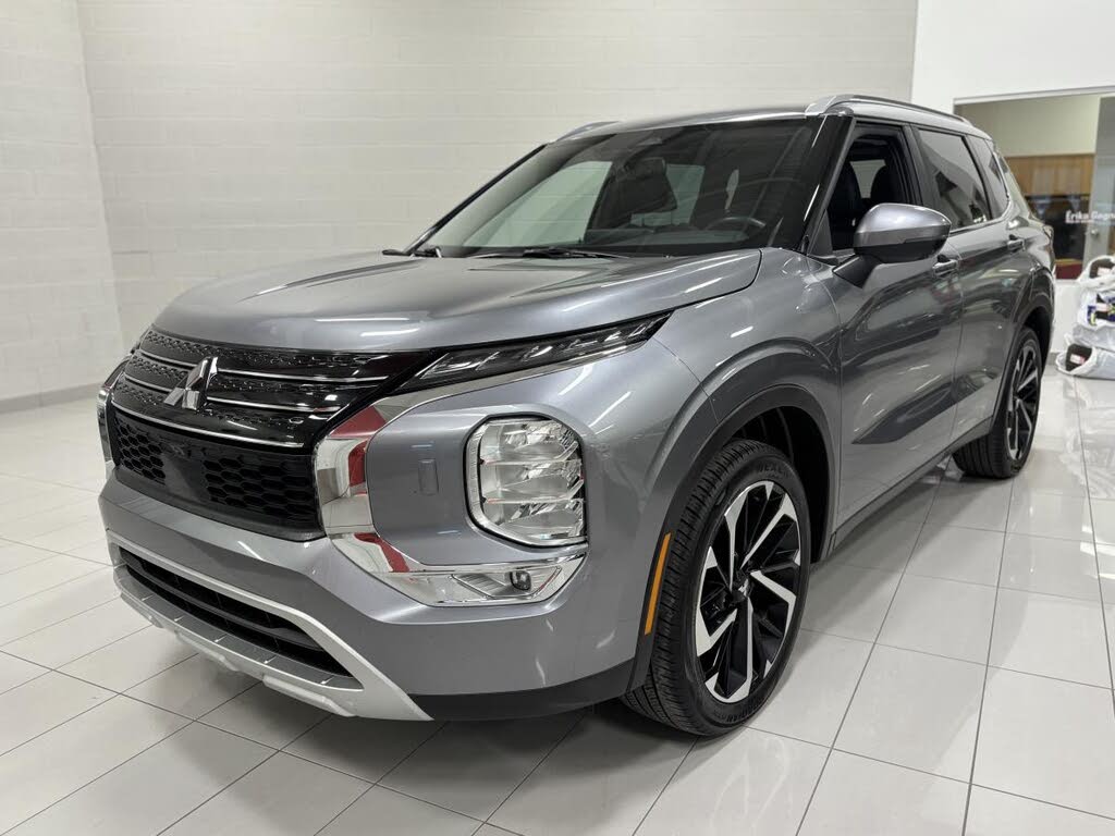 2023 Mitsubishi Outlander SE S-AWC