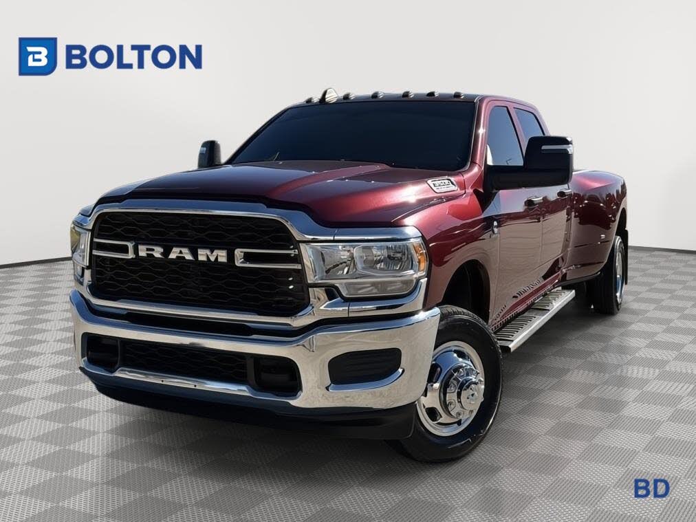 2024 RAM 3500 Tradesman Crew Cab LB DRW 4WD