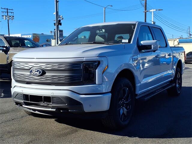 2025 Ford F-150 Lightning Lariat SuperCrew AWD