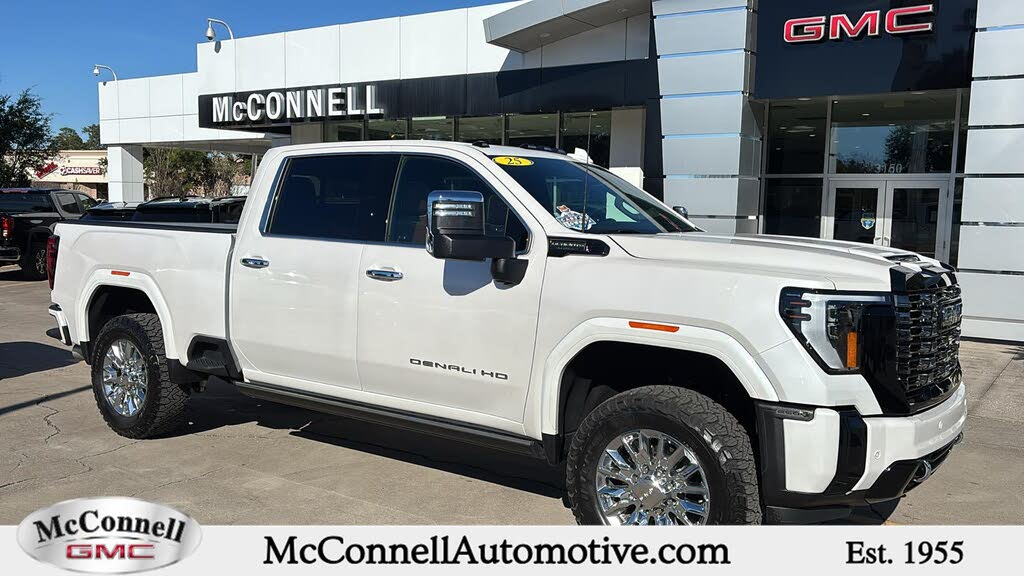 2025 GMC Sierra 2500HD Denali Ultimate Crew Cab 4WD