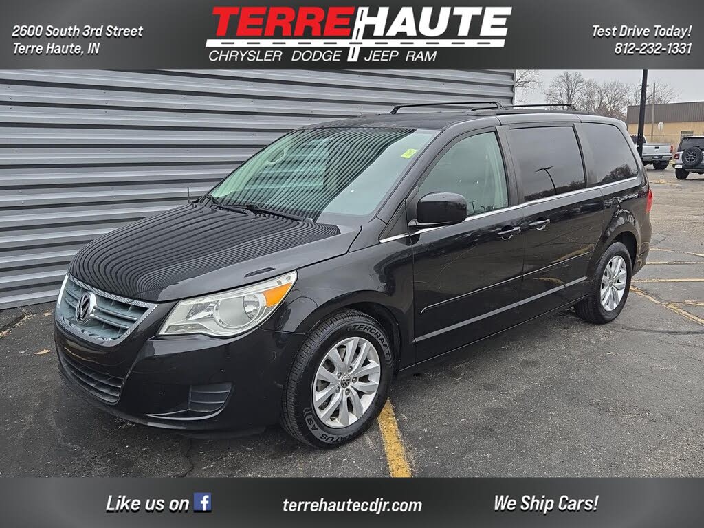 2012 Volkswagen Routan SE